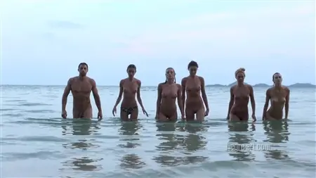 En mängd ryska nakna flickor i en erotisk fotografering